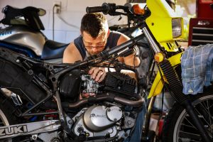 Comment fabriquer un support moteur moto solide et sécurisé ?