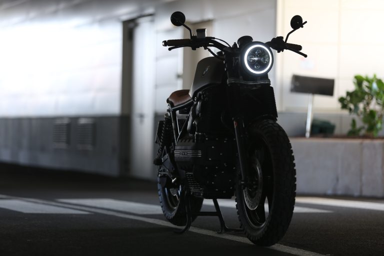 Comment transformer sa Ducati 749 en café racer réussi ?